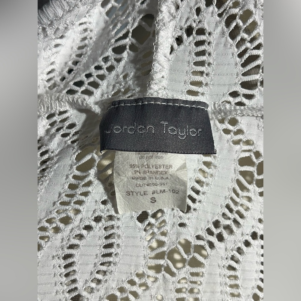 Jordan Taylor White Lace Hooded Cover-Up - Picture 10 of 12